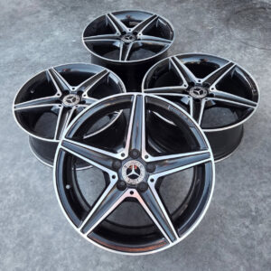 Mercedes-Benz |||AMG C-class W205 W20. / original R18 wide back