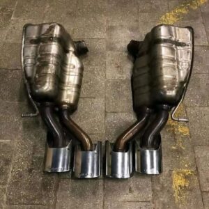 W211 Dual exhaust mufflers