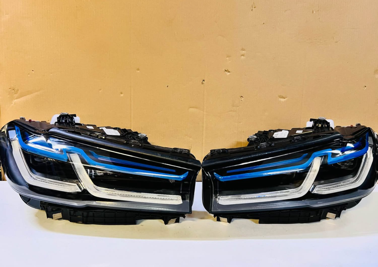 Genuine OEM BMW Laser LED Headlights * Complete Set: Left + Right Side * Fits BMW 5 Series G30 / G31 LCI Facelift * Advanced BMW Laserlight Technology * Adaptive LED High/Low Beam Function * Integrated LED DRL / Turn Signal Indicators * Signature Blue Laser Internal Design Elements * Premium brightness and long-range illumination * Factory mounting tabs and connectors * Ideal for replacement or facelift retrofit conversion - Image 2