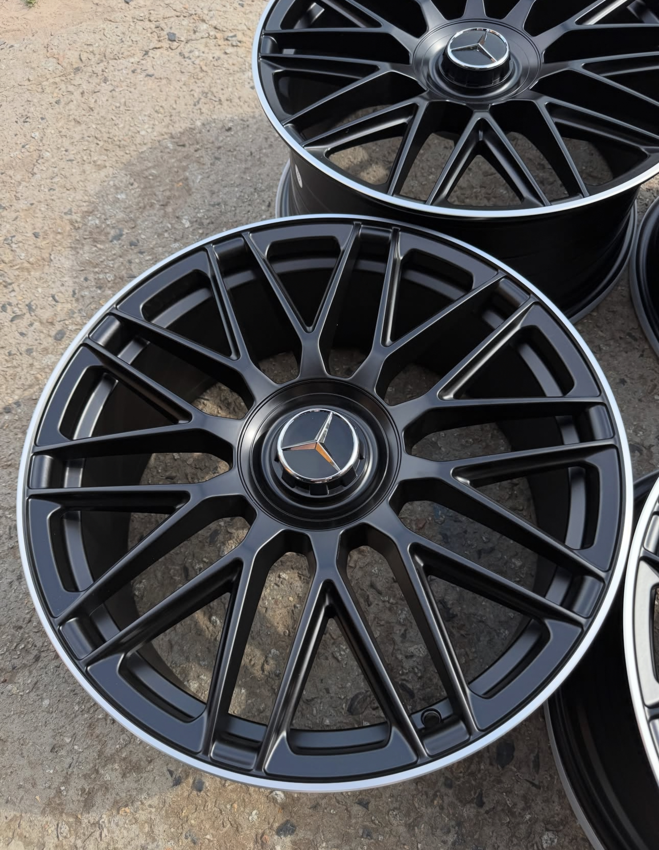 Brand new lightweight Mercedes Benz alloy rims available R18’19’21 - Image 4