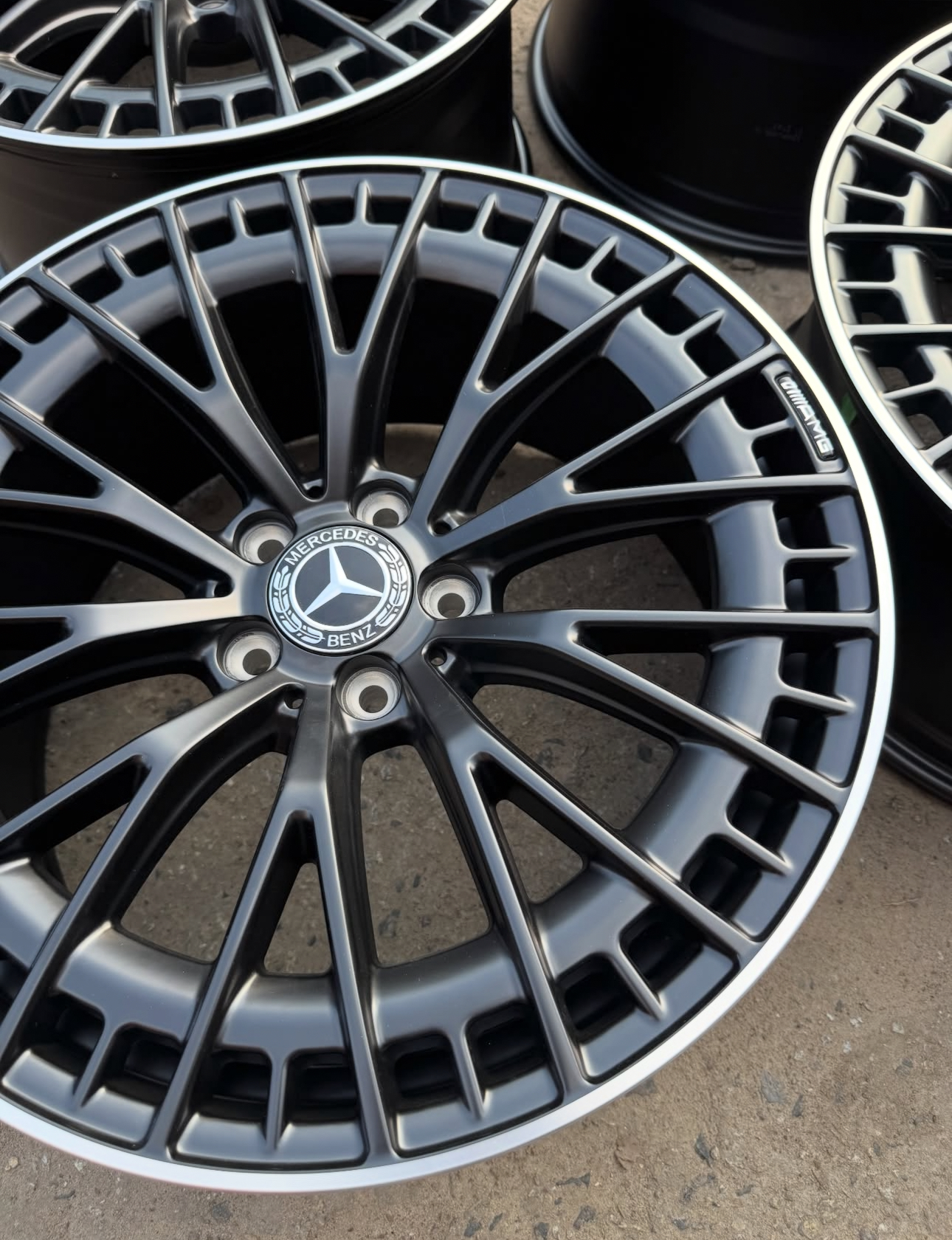 Brand new lightweight Mercedes Benz alloy wheels available in R18 & 19 - Image 3